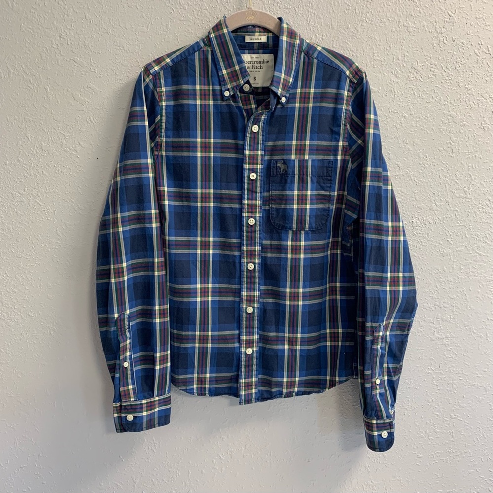 Abercrombie and Fitch muscle button up shirt men’s size small
